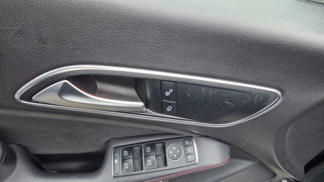 MERCEDES-BENZ CLA 220 d Automatic Premium Amg PERMUTE TETTO APRIBILE