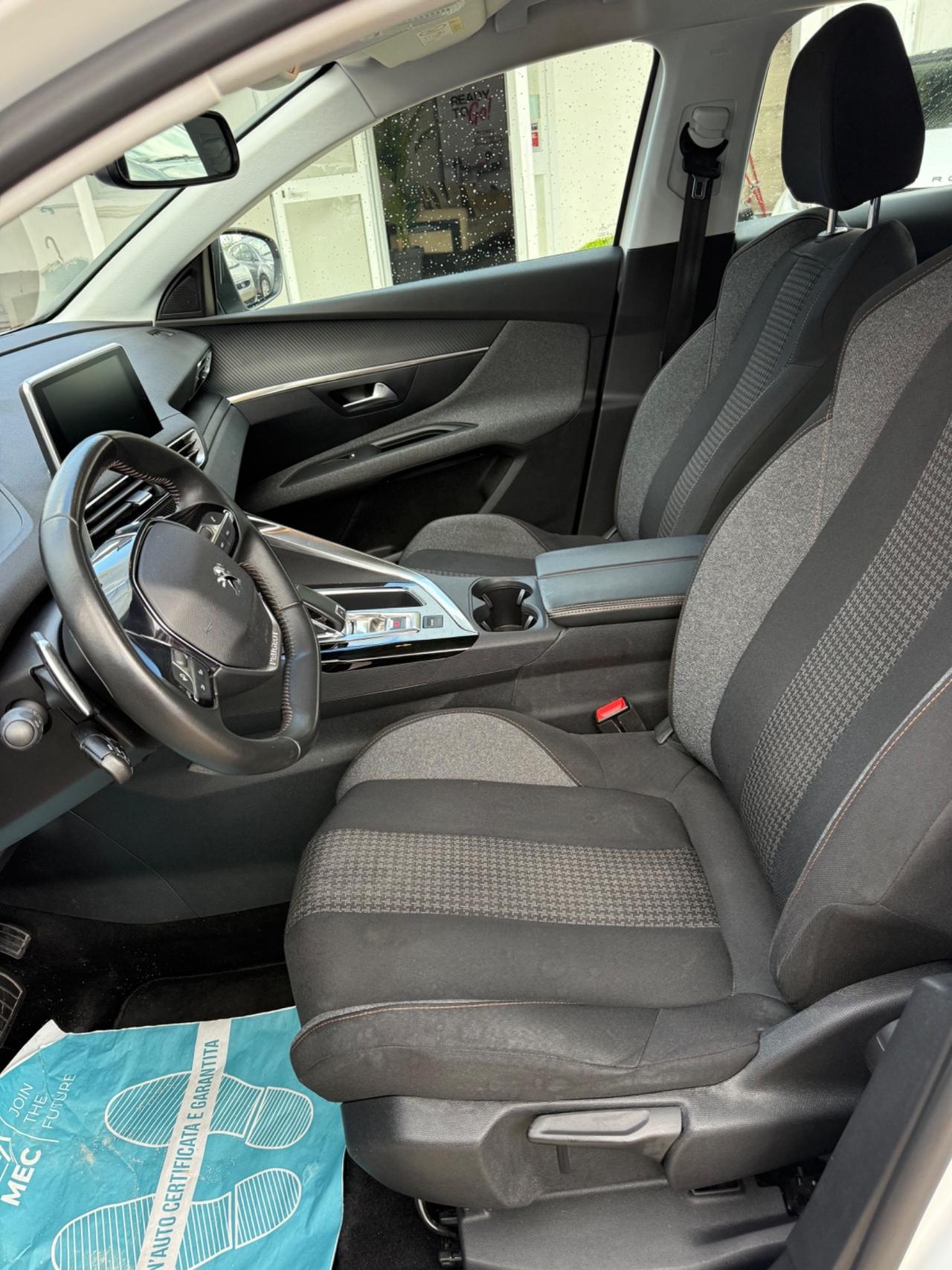 Peugeot 3008 BlueHDi 130 S&S Allure