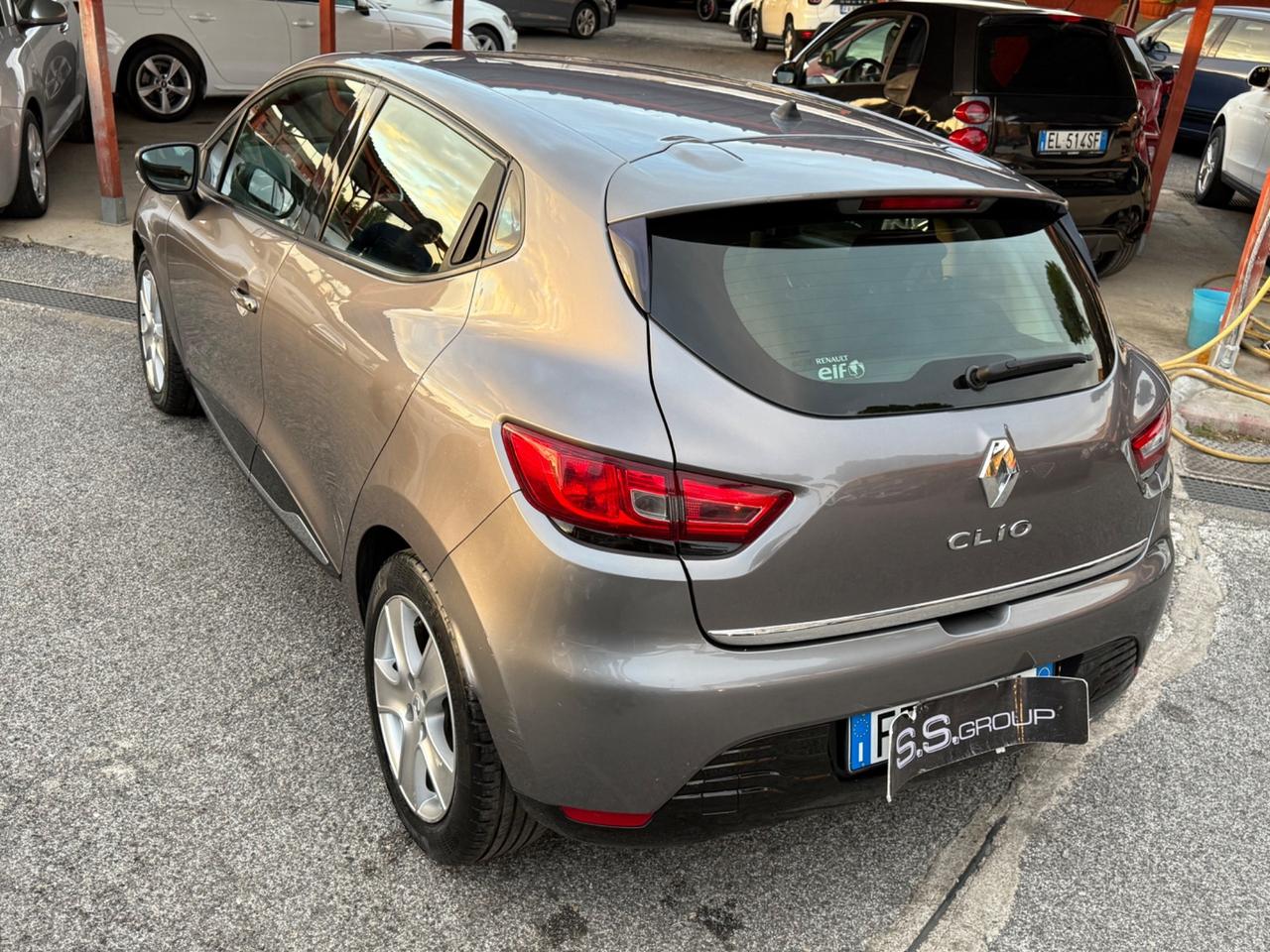 Clio 1.2 75CV -unipro-rate-neopatentati-garanzia