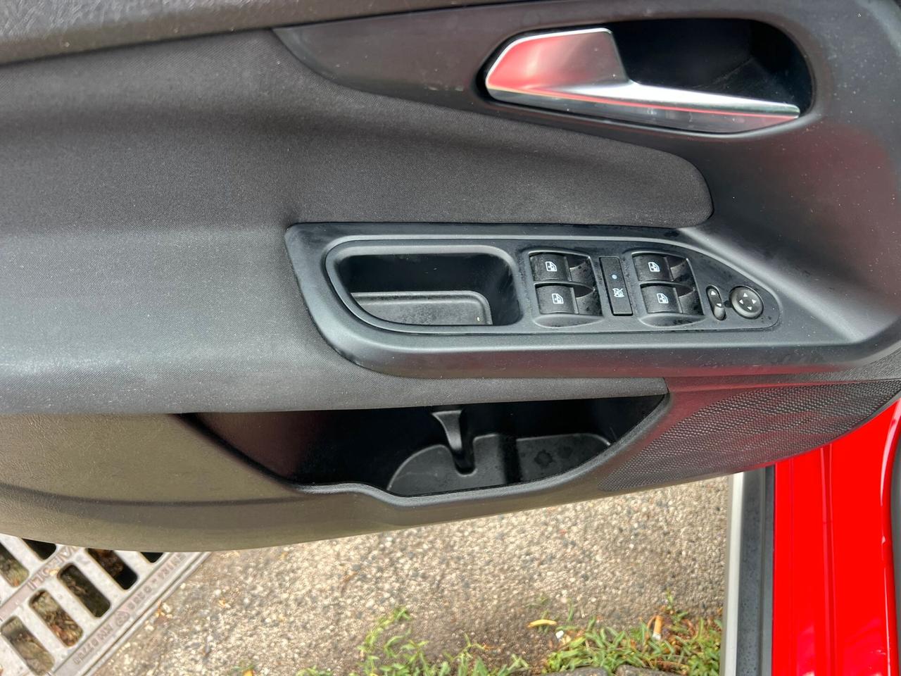 Fiat Tipo 1.6 Mjt S&S 5 porte Cross RED EDITION