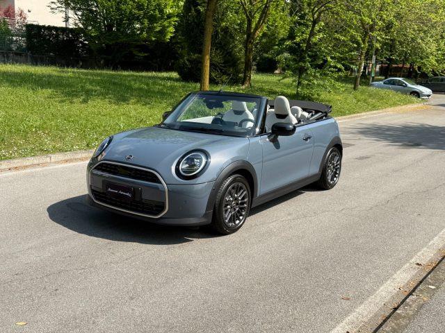 MINI Cooper C Cabrio Cooper C Favoured Cabrio