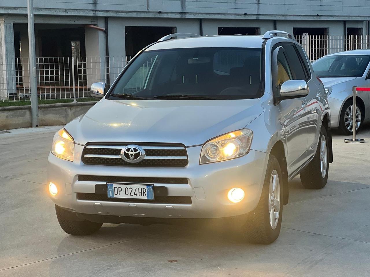 Toyota RAV 4 RAV4 2.2 D-4D 136 CV