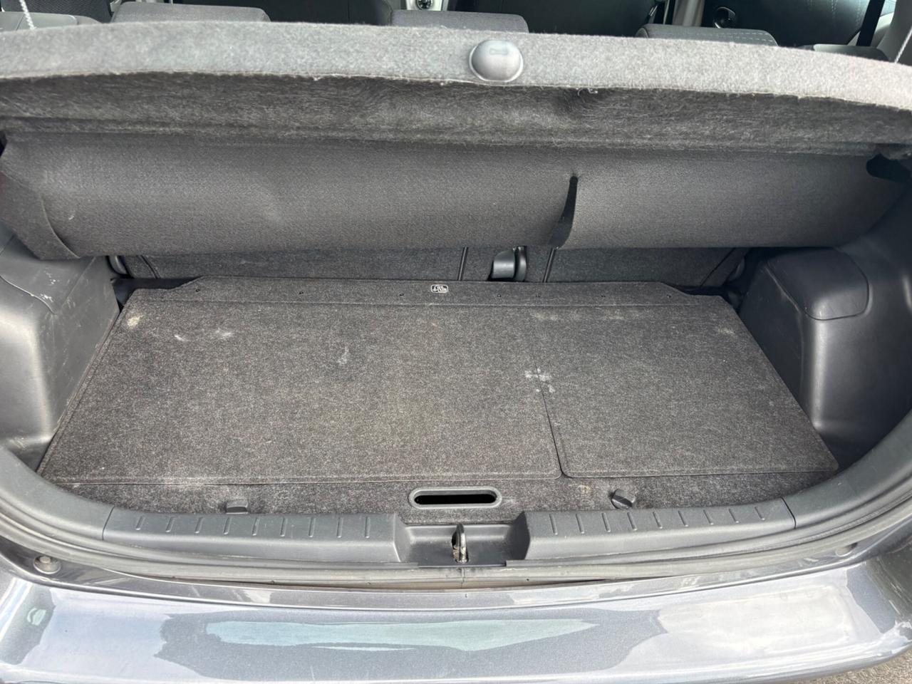 Toyota Yaris 1.3 5 porte Navi OK Neopatentati