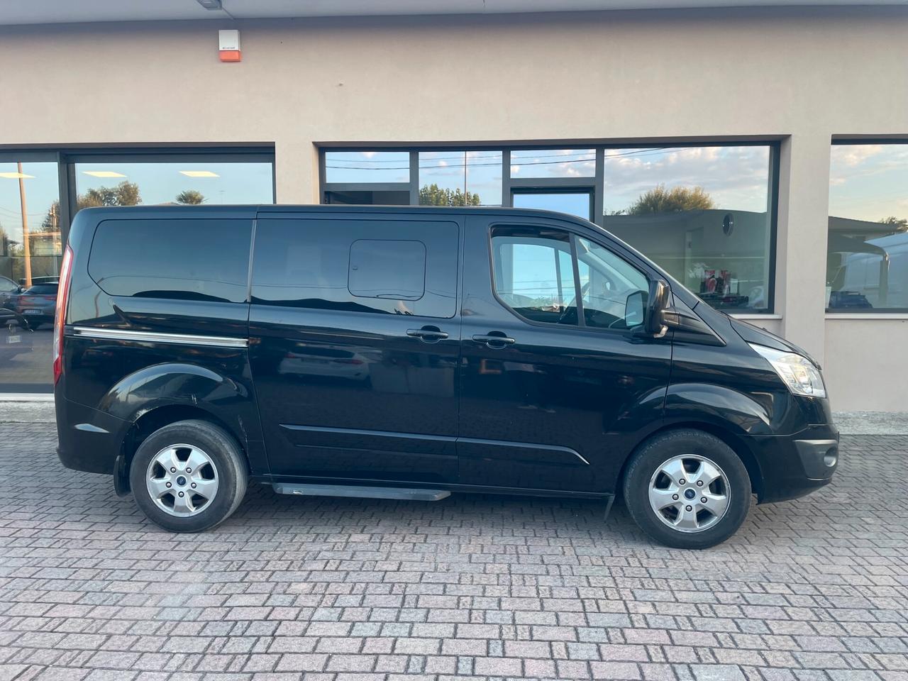 Ford Tourneo Custom 310 2.0 TDCi 170CV PC Titanium