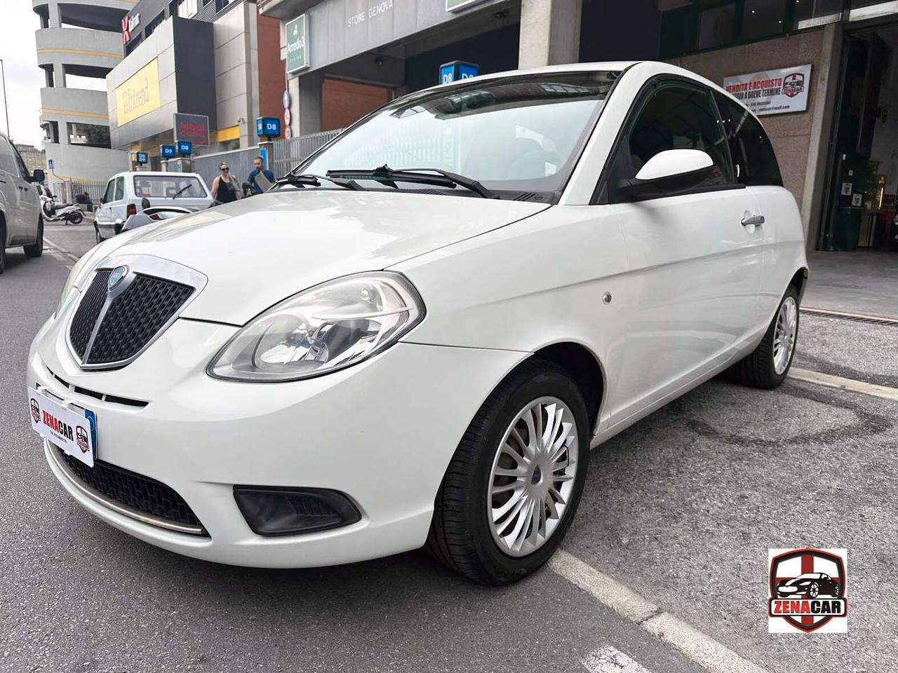 Lancia Ypsilon 1.3 MJET Automatica