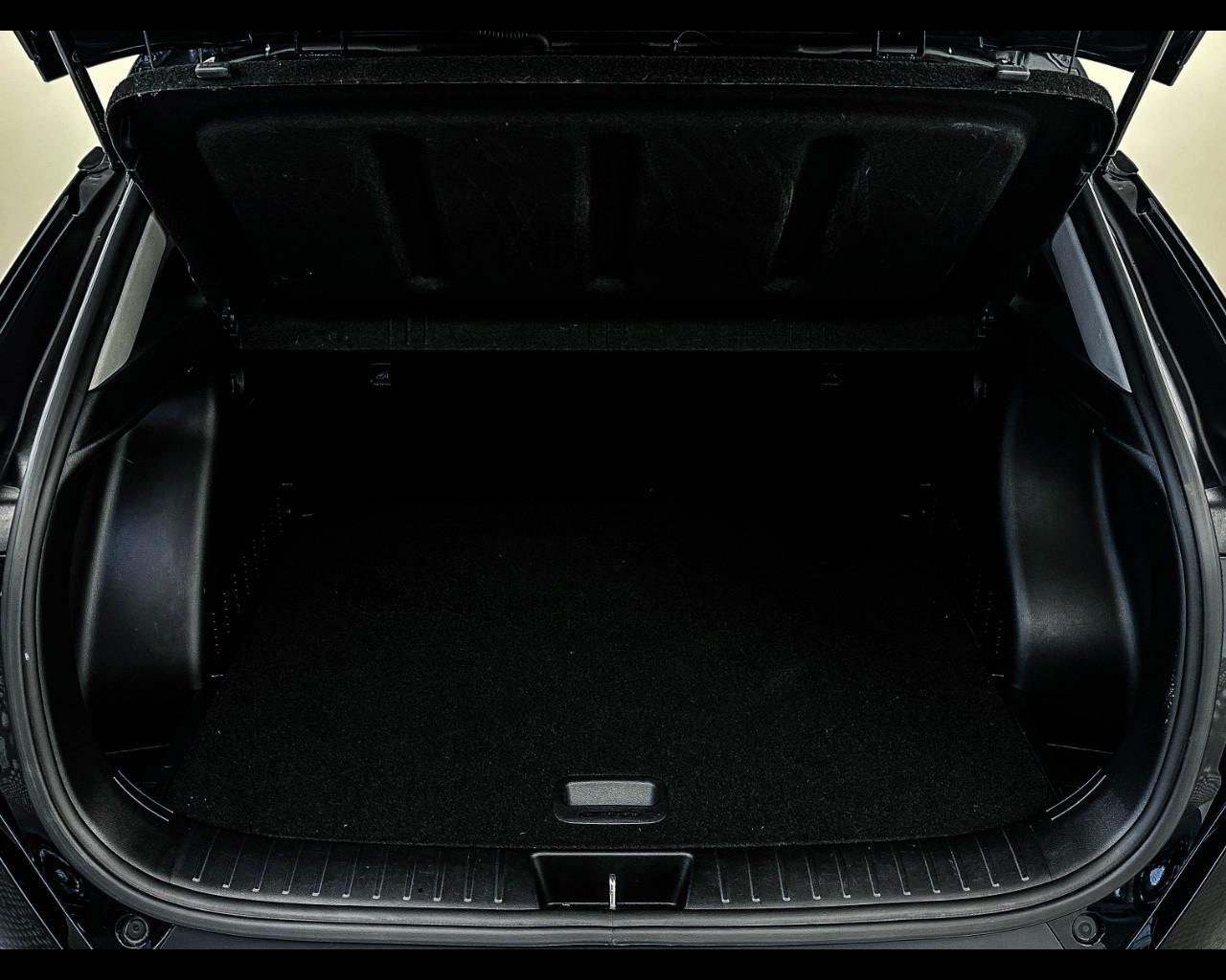 HYUNDAI NEW KONA 1.6 HEV DCT X LINE, TECH