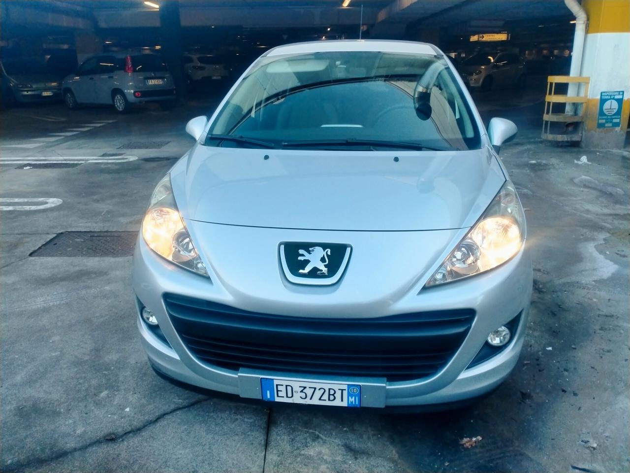 Peugeot 207 1.4 HDi 70CV FAP 5p. X Line