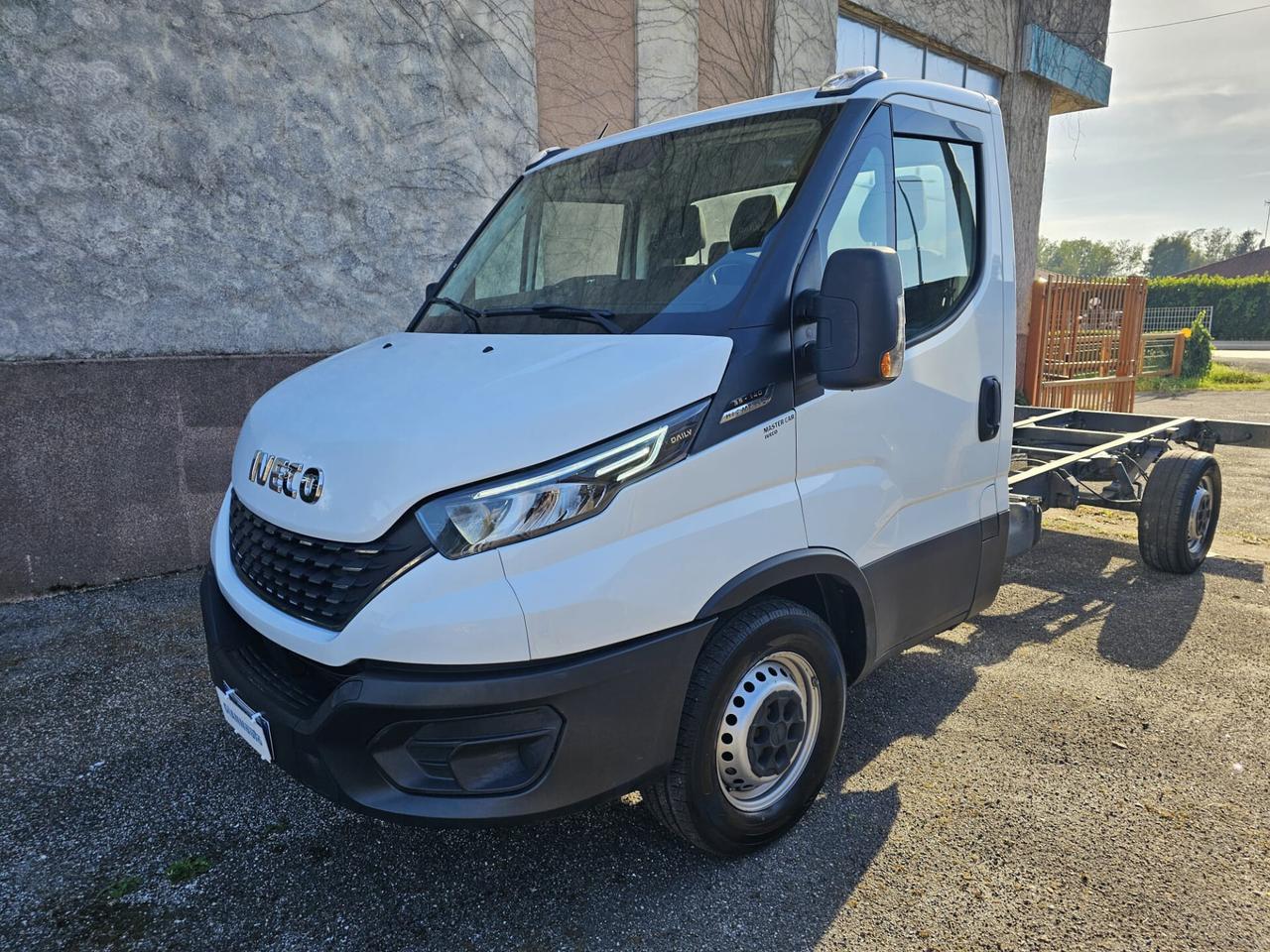 Iveco Daily 35S14 2.3 HPT a Telaio