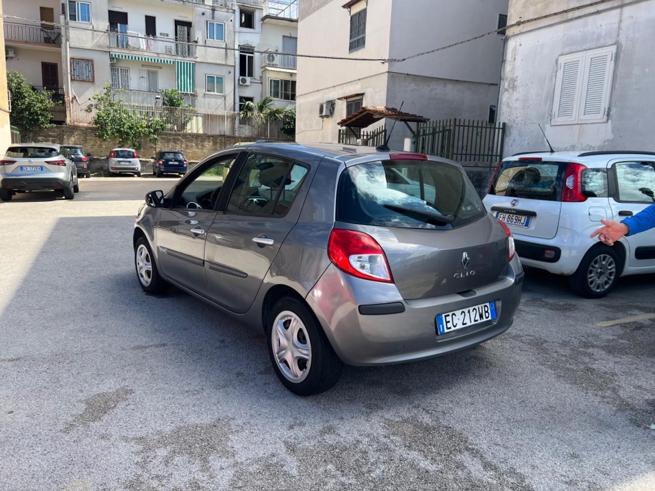 Renault Clio 1.2 16V 5 porte GPL Dynamique