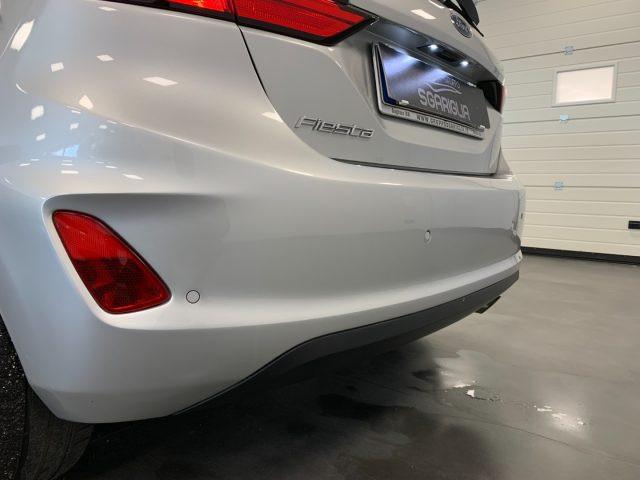 FORD Fiesta 1.1 Benzina Titanium 5 Porte