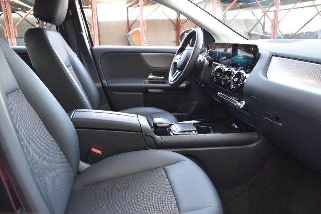 MERCEDES-BENZ GLA 180 d Automatic Business Extra *NAVIGATRE,TELECAMERA*