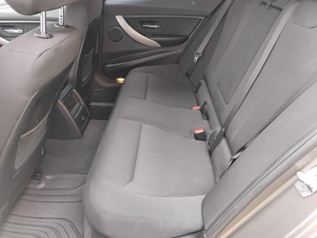 BMW 320 d Touring Business Advantage aut.