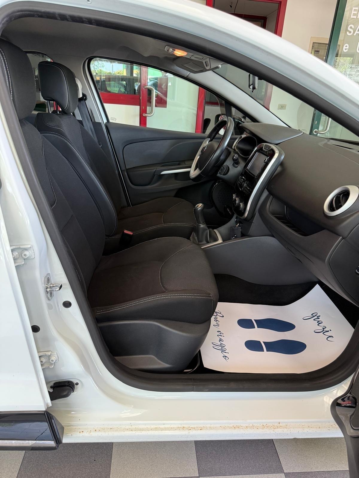 Renault Clio dCi 75CV Neopatentati