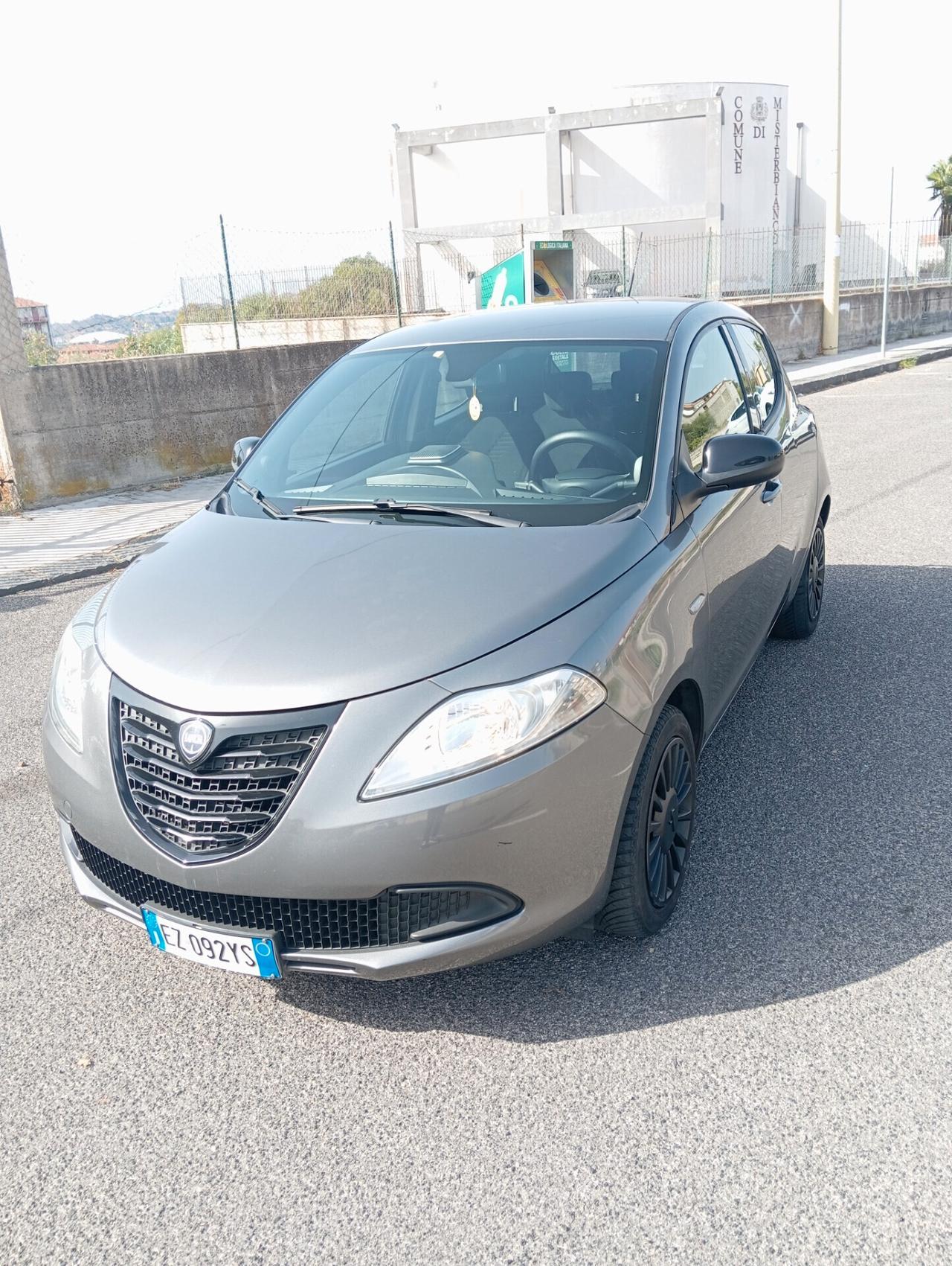 Lancia Ypsilon 1.2 69 CV 5 porte Elefantino[2015]