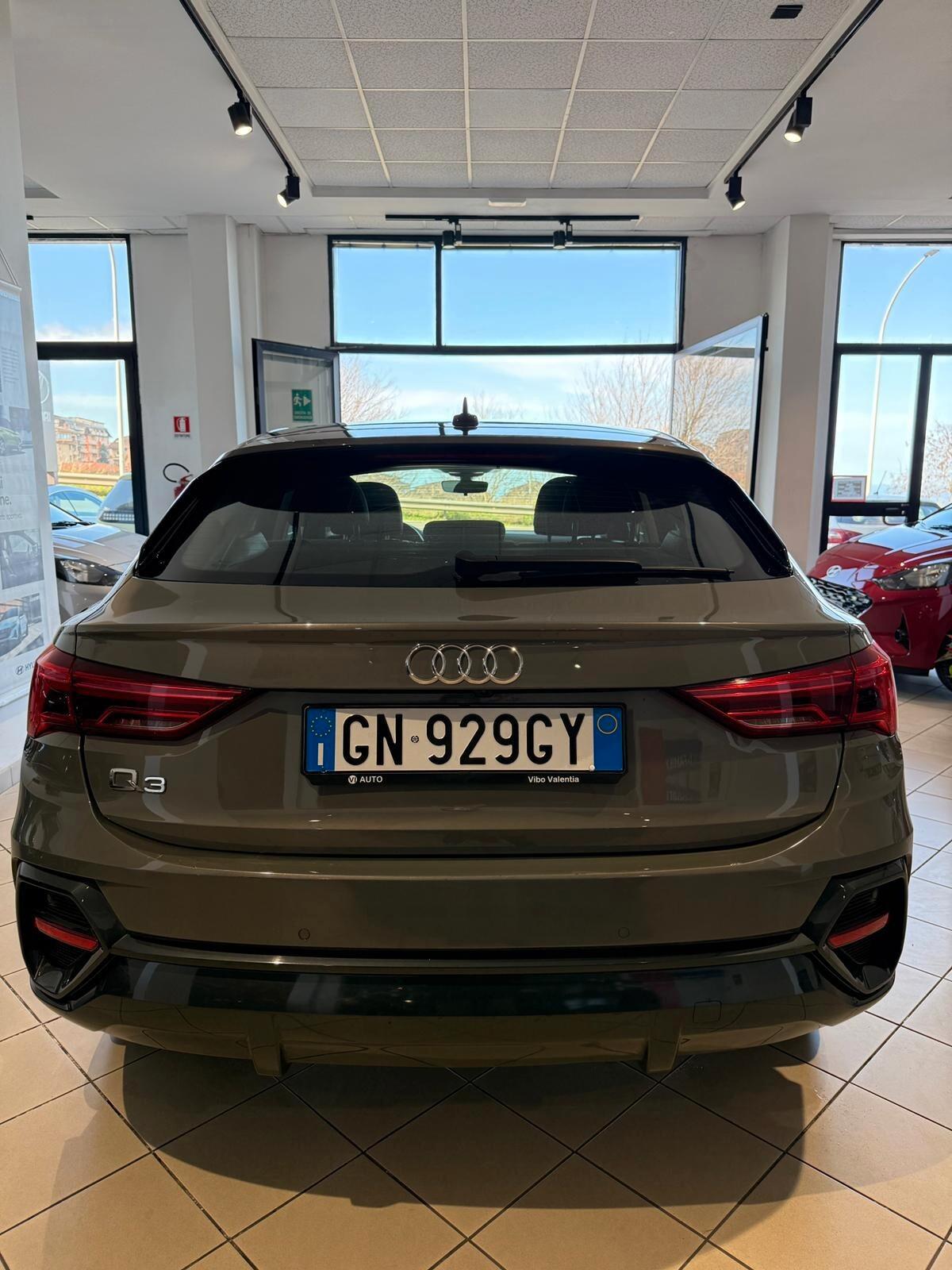 Audi Q3 Sportback 35 2.0 tdi Business Plus s-tronic