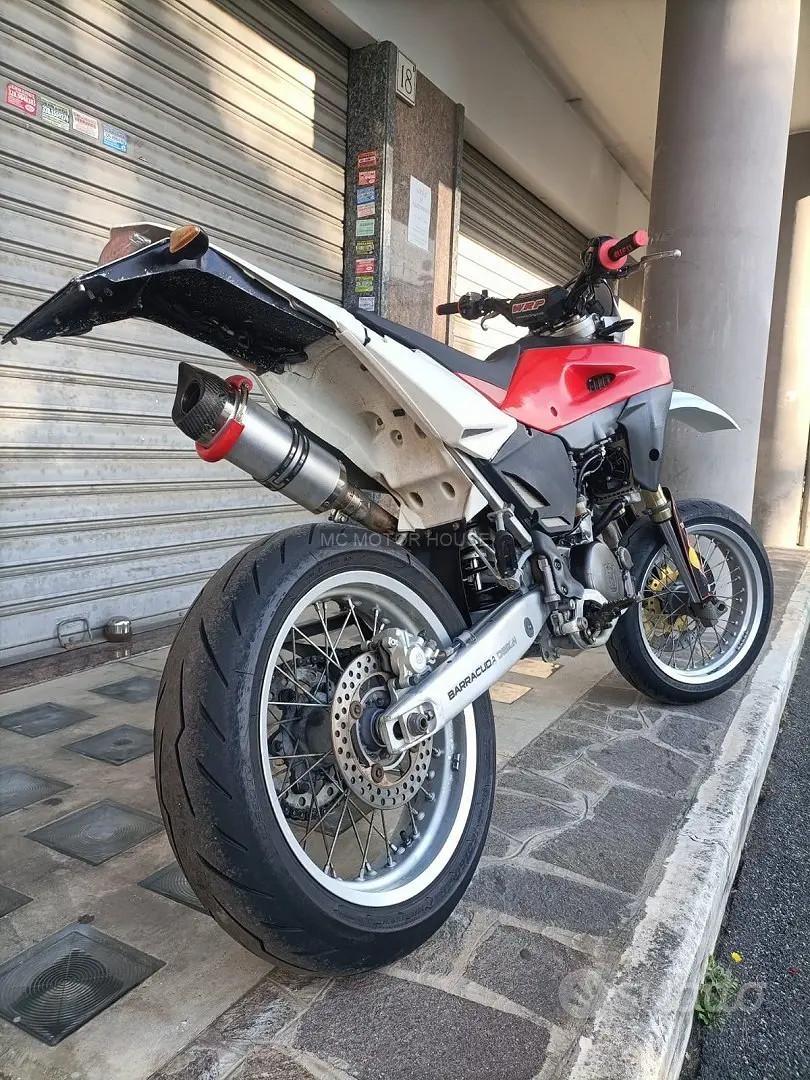 Husqvarna 610 sm +casco+ rate senza busta+permute