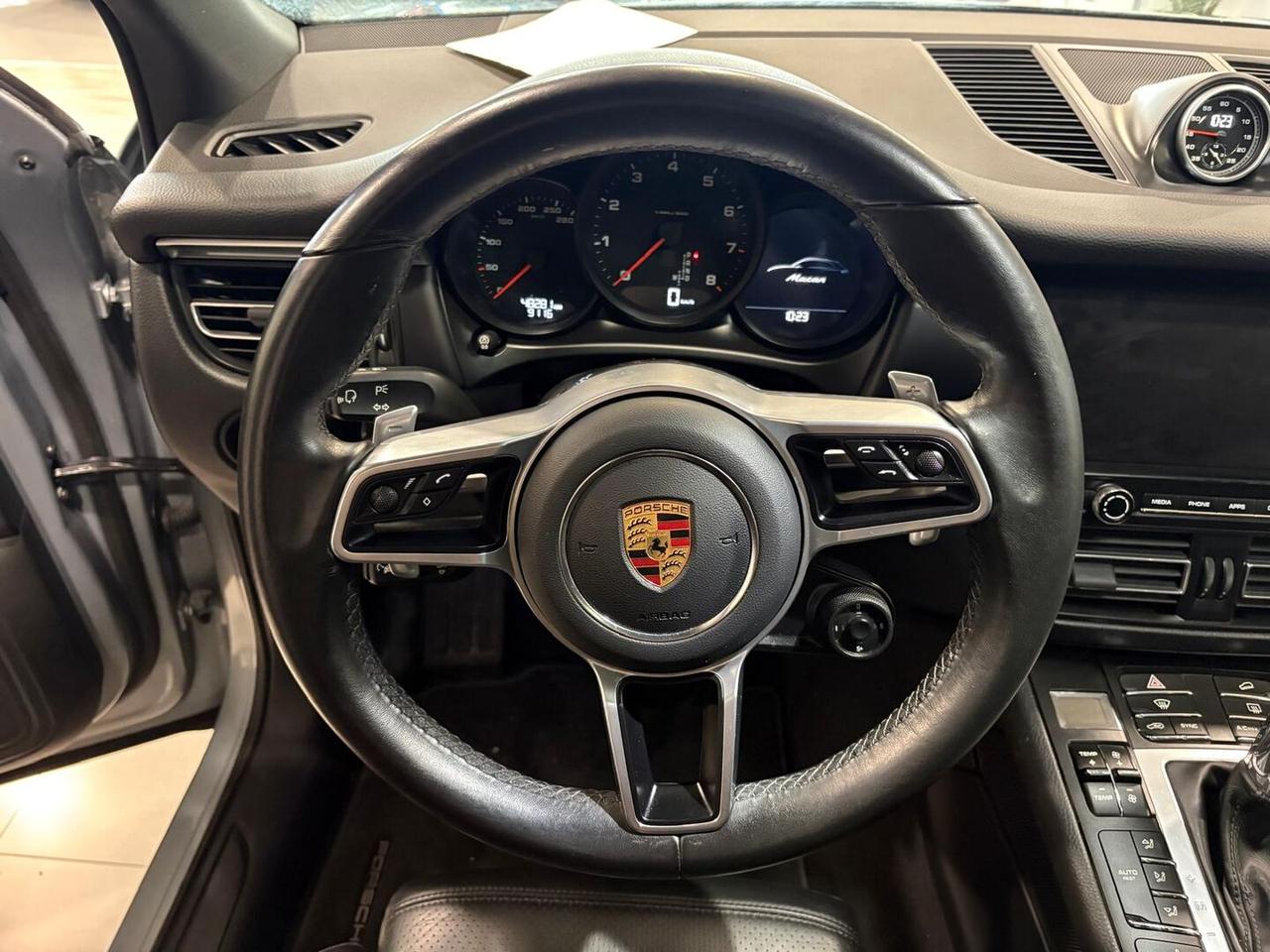 Porsche Macan 2.0 245cv pdk
