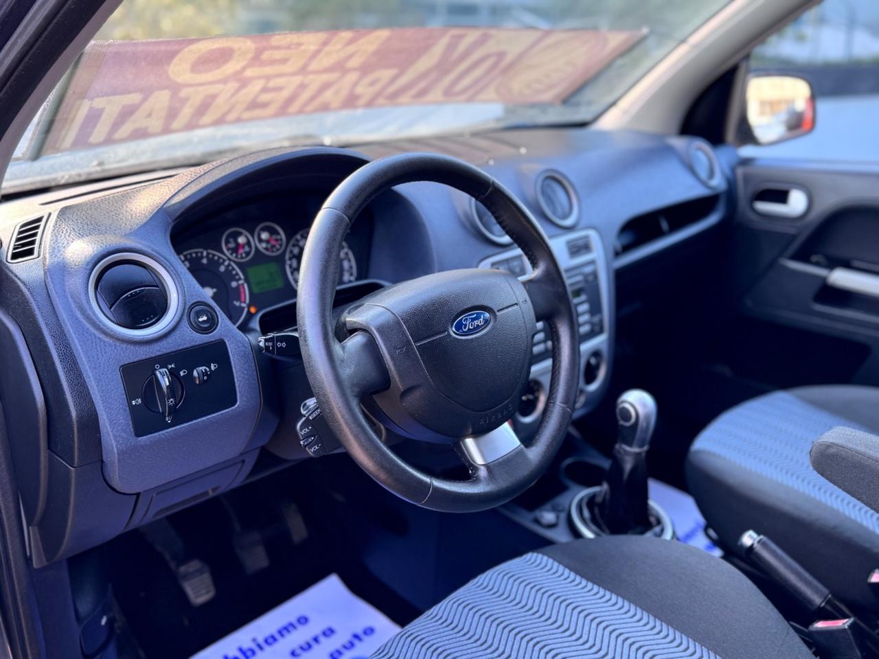 Ford Fusion 1.4 Benzina 80cv Neopatentati 2011