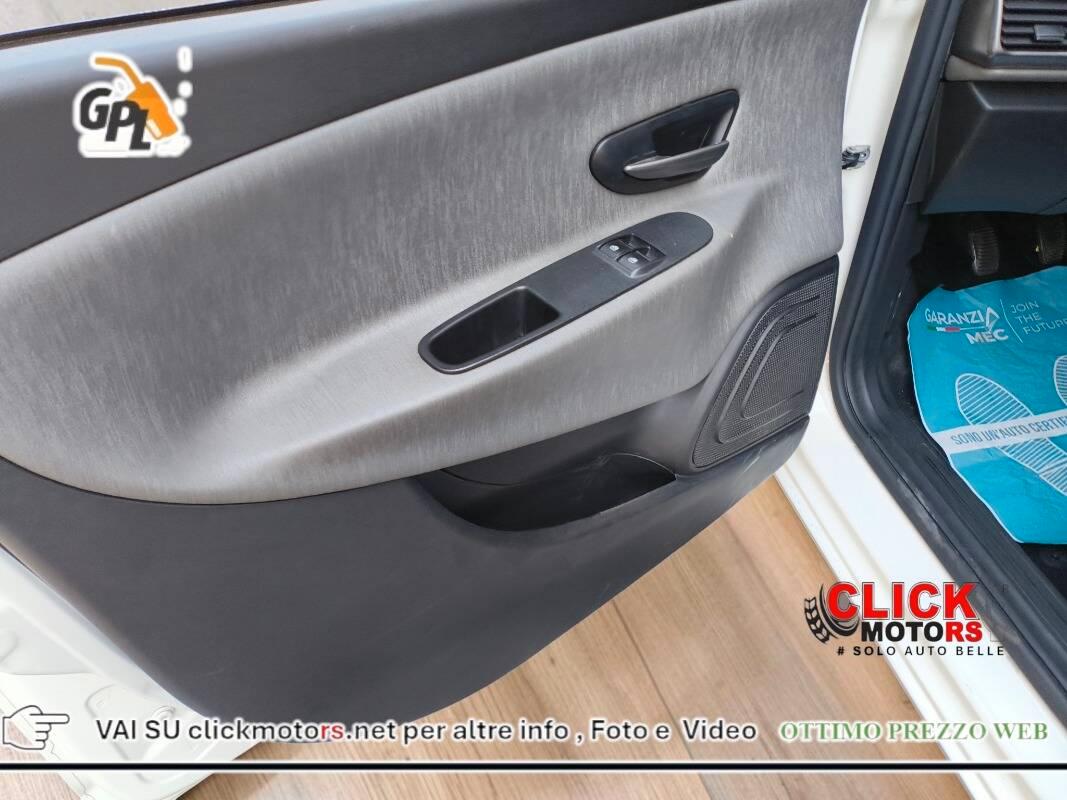 Lancia Ypsilon Ypsilon III 2013 1.2 8v Gold ecochic Gpl 69cv