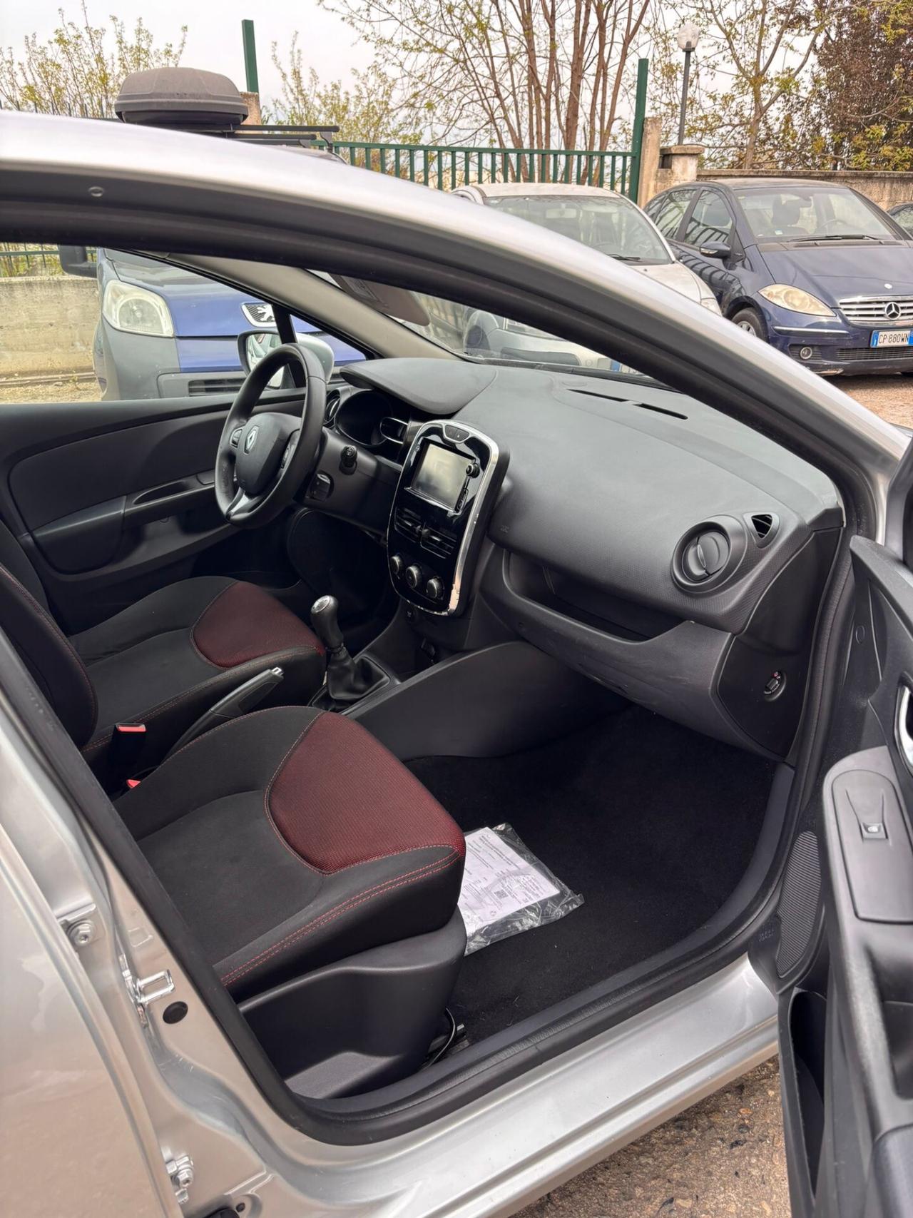 Renault Clio 1.5 dCi 8V 75CV 5 porte Wave