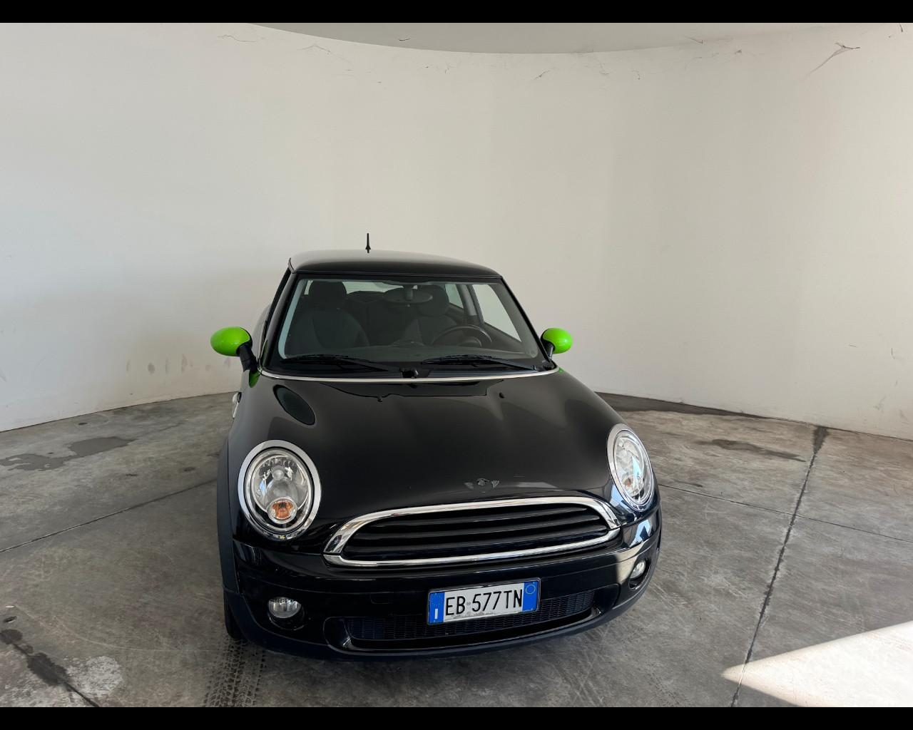 MINI Mini (R56) - Mini 1.4 16V One (55kW)