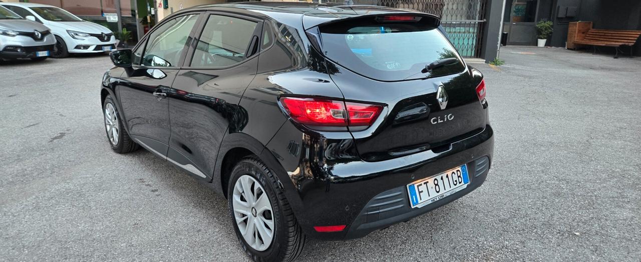 Renault Clio dCi 8V 90 CV 5 porte Moschino Life