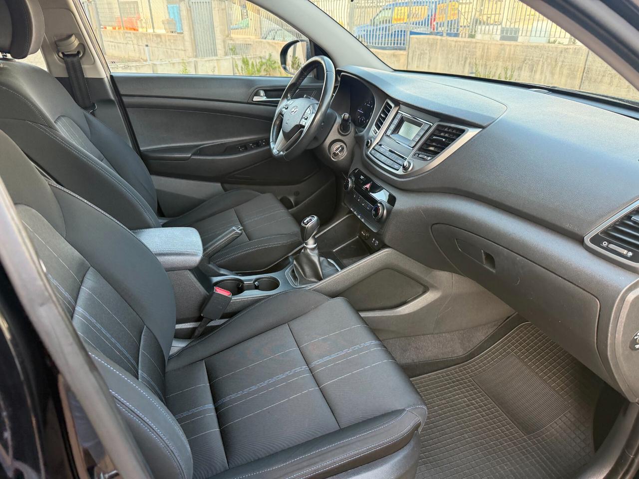 Hyundai Tucson II 2015 1.7 crdi Confort Plus 2wd 115cv
