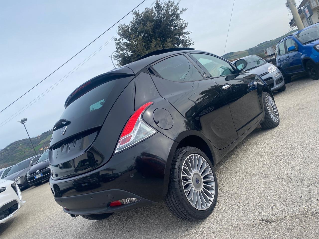 Lancia Ypsilon 1.3 MJT 16V 95 CV 5 porte S&S Platinum