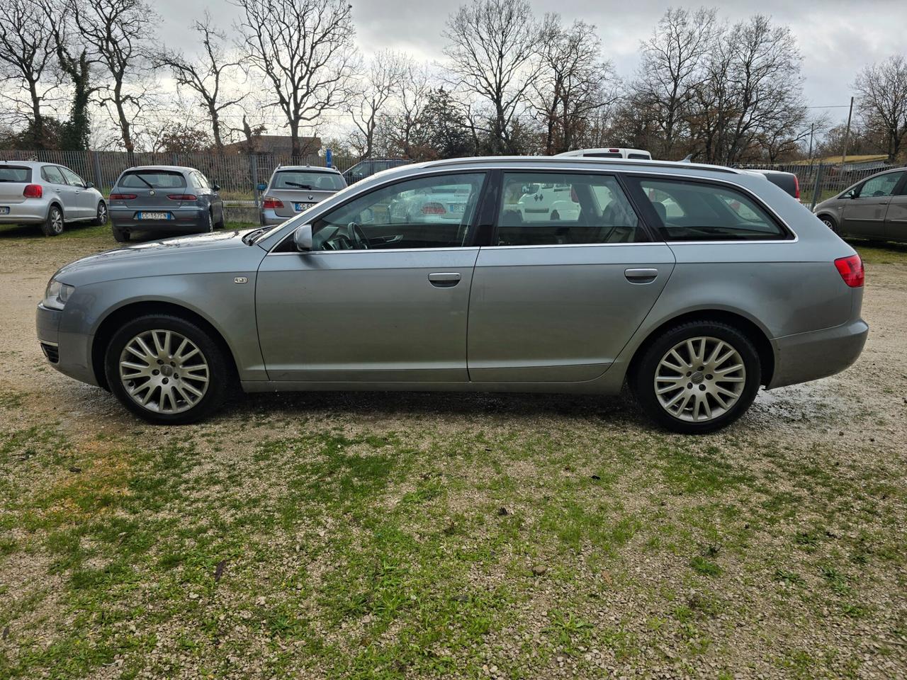 Audi A6 Avant 4.2 V8 FSI quattro 350cv