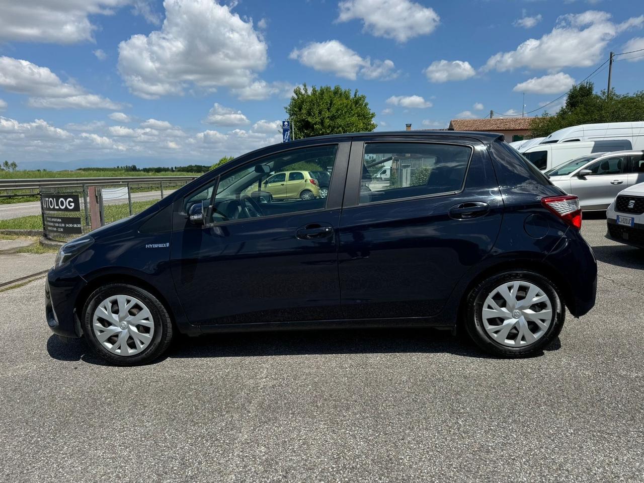 Toyota Yaris 1.5 Hybrid 5 porte NEOPATENTATI