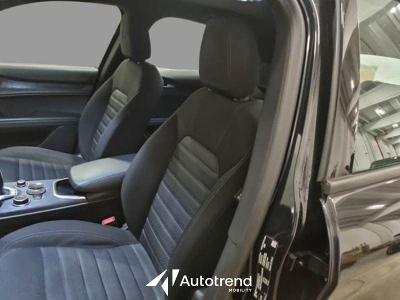 Alfa Romeo Stelvio 2.2 Turbo Diesel 160 CV Automatica AT8 Super Business RWD