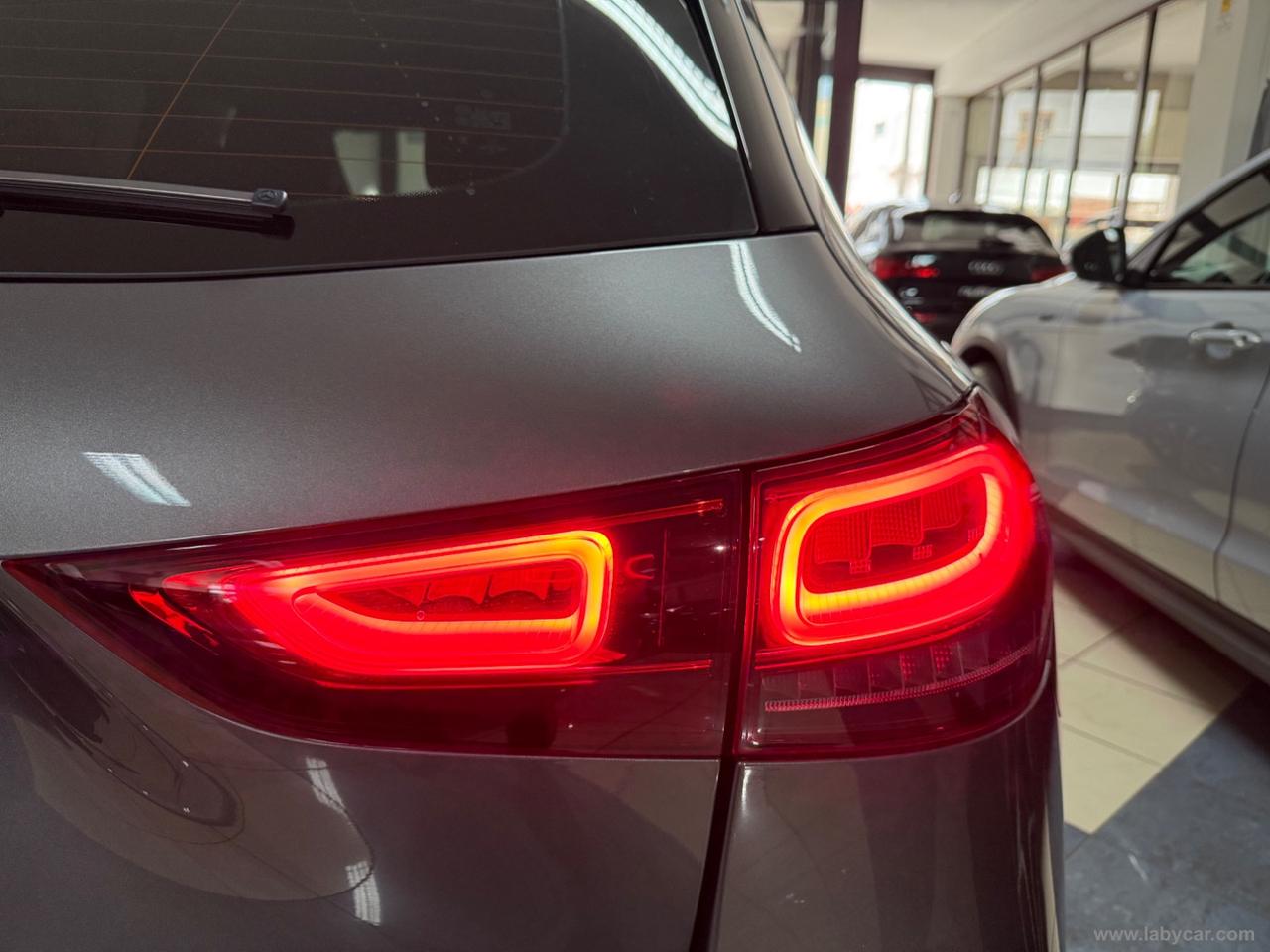 MERCEDES-BENZ GLA 200 d Automatic Sport FARI FULL LED - CARPLAY