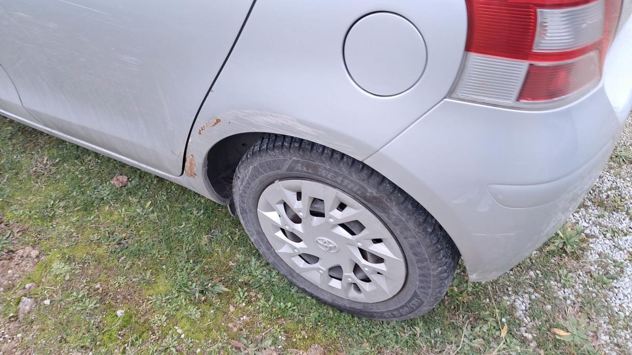 Toyota Yaris 1.0 5 porte Sol GPL xCommercianti