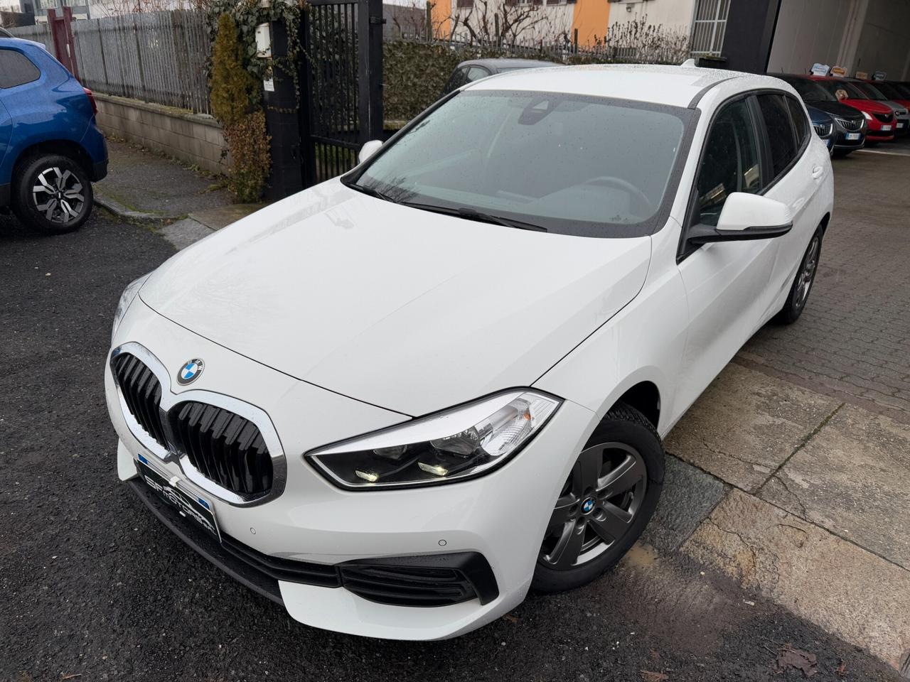 Bmw 116 116d 5p. Business Advantage