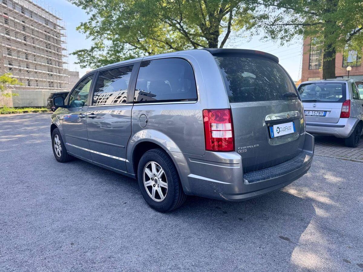 Chrysler Grand Voyager 2.8 crd Limited auto dpf