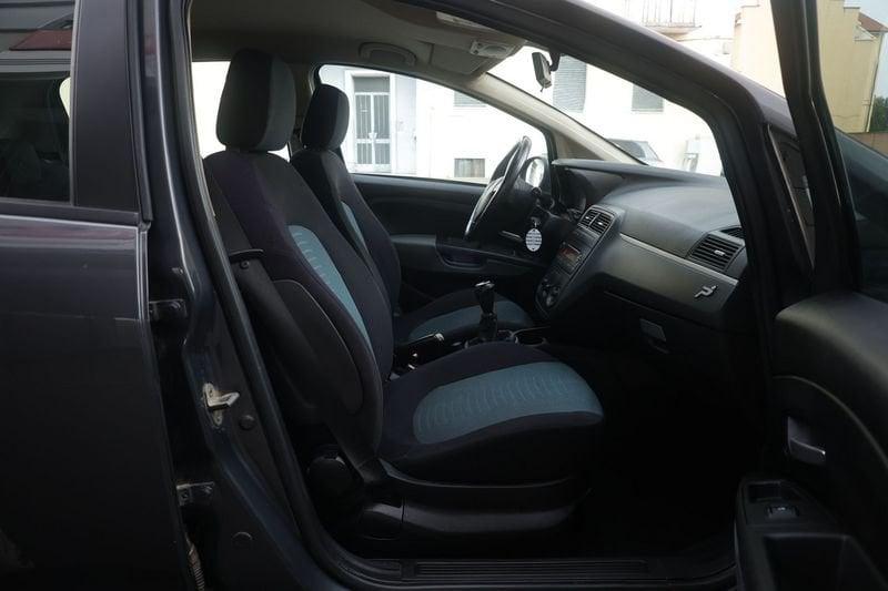 FIAT Grande Punto FIAT Grande Punto 5p 1.3 mjt 16v Active c/clima 75cv 55KW ANNO 2008