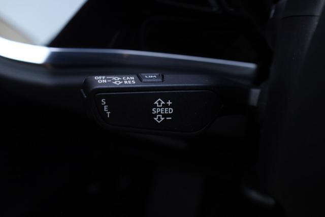 AUDI Q3 35 TDI S tronic