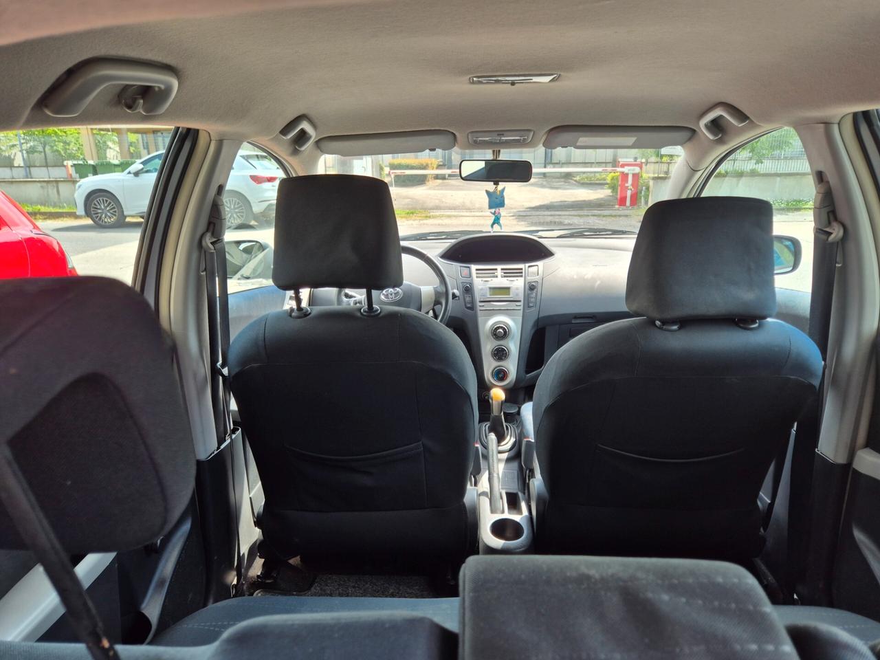 Toyota Yaris 1.0 5 porte Sol POCHISSIMI KM