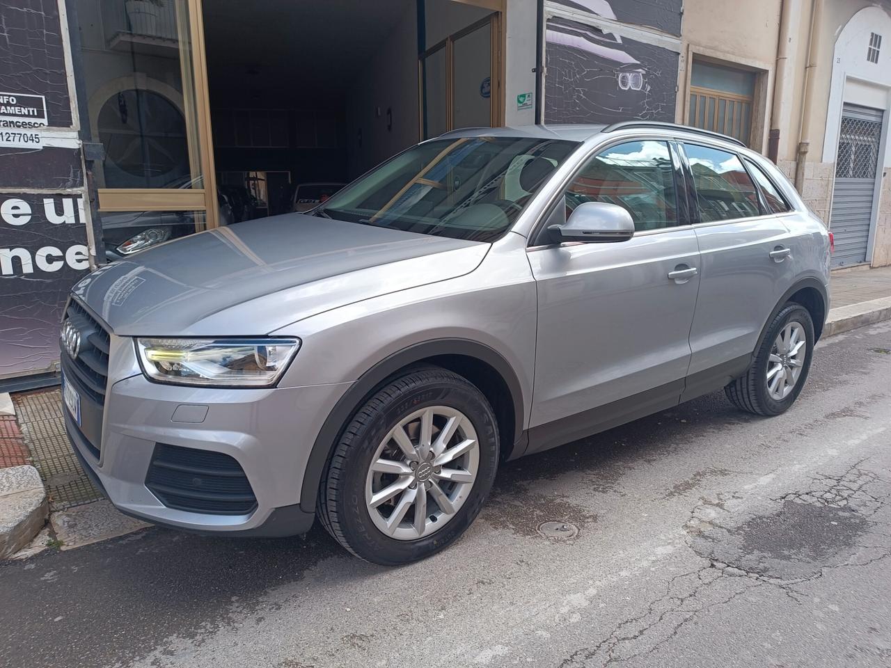 Audi Q3 2.0 TDI 150 CV S tronic Sport