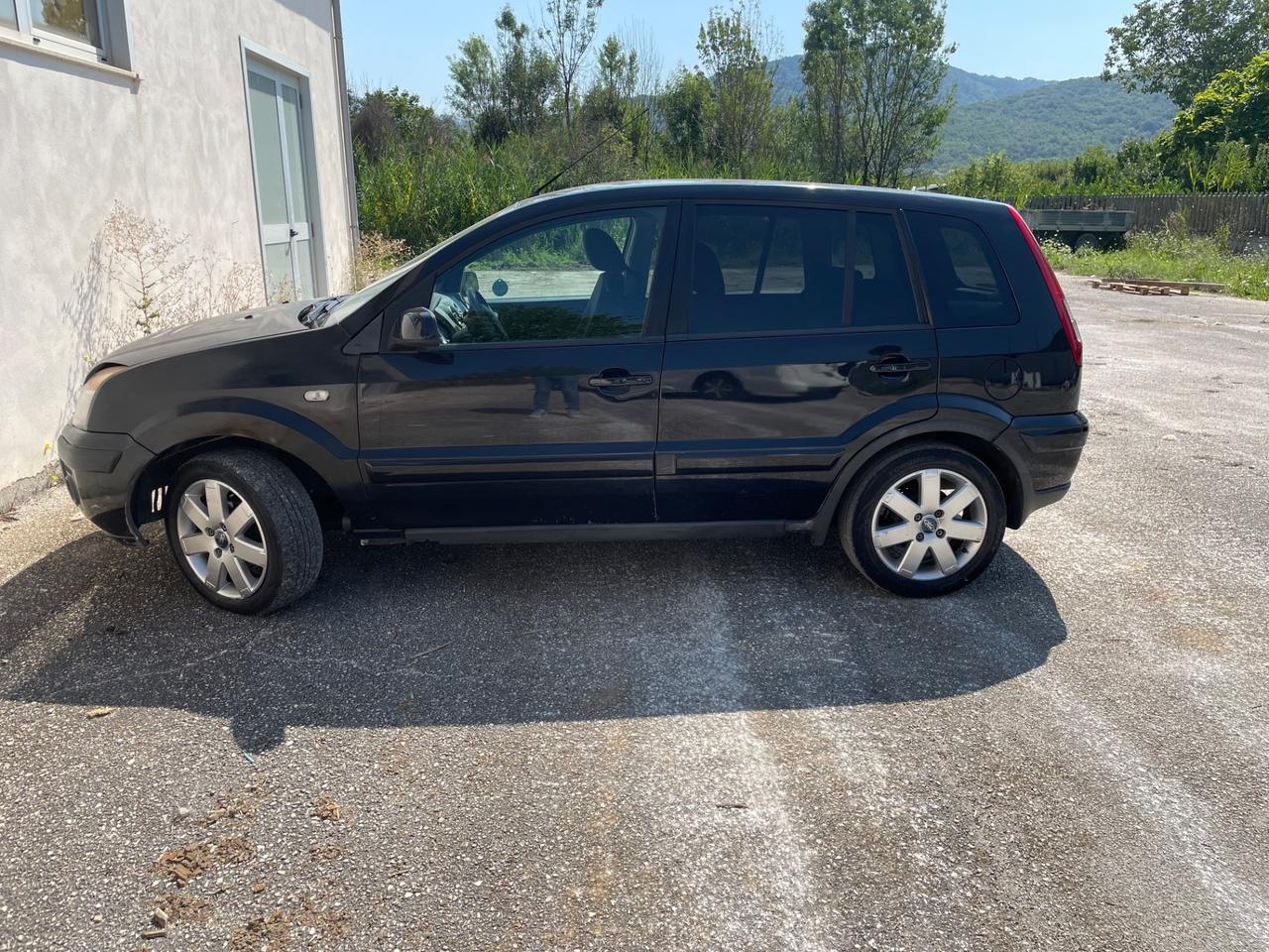 Ford Fusion 1.4 TDCi 5p. Titanium