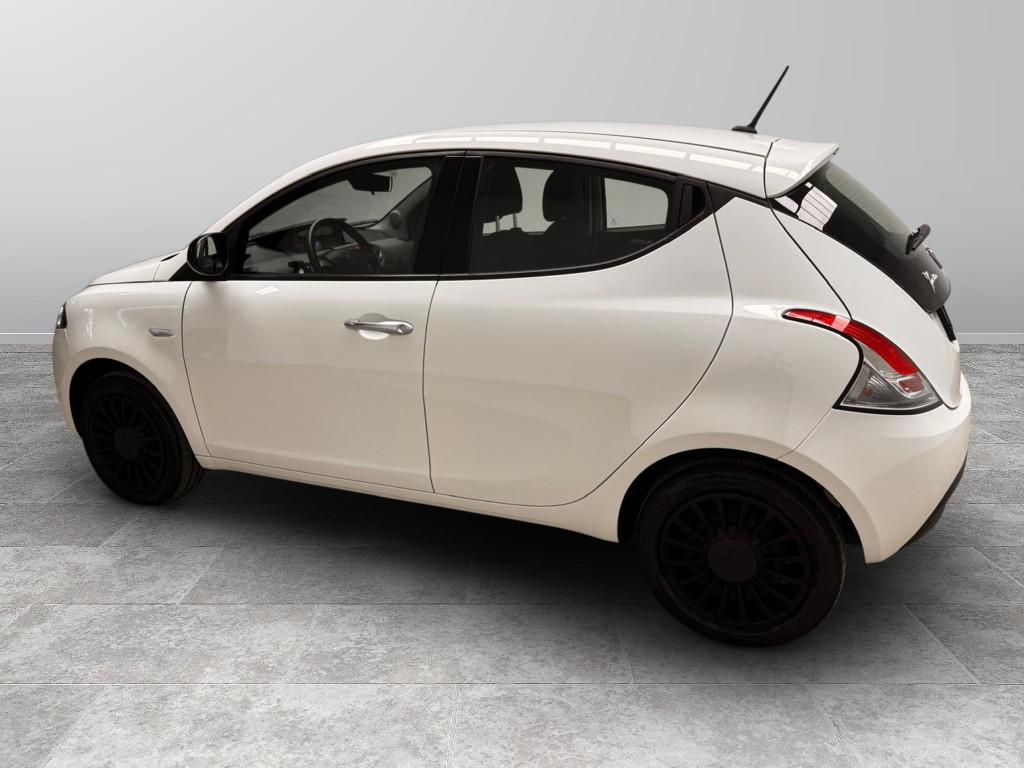 LANCIA Ypsilon III 2021 - Ypsilon 1.0 firefly hybrid Silver s&s 70cv