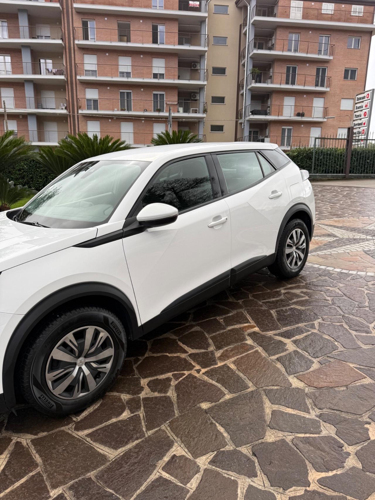 Peugeot 2008 1.5 Diesel anno 25/11/2020 uni proprietario