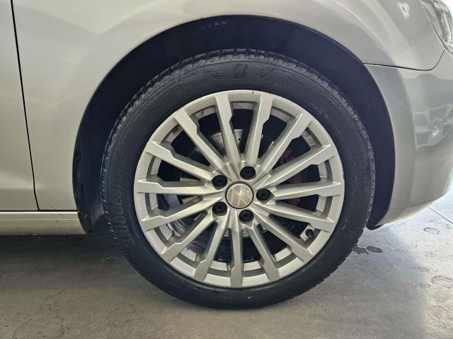 Volkswagen Golf VI 5p 2.0 tdi Comfortline 140cv dsg