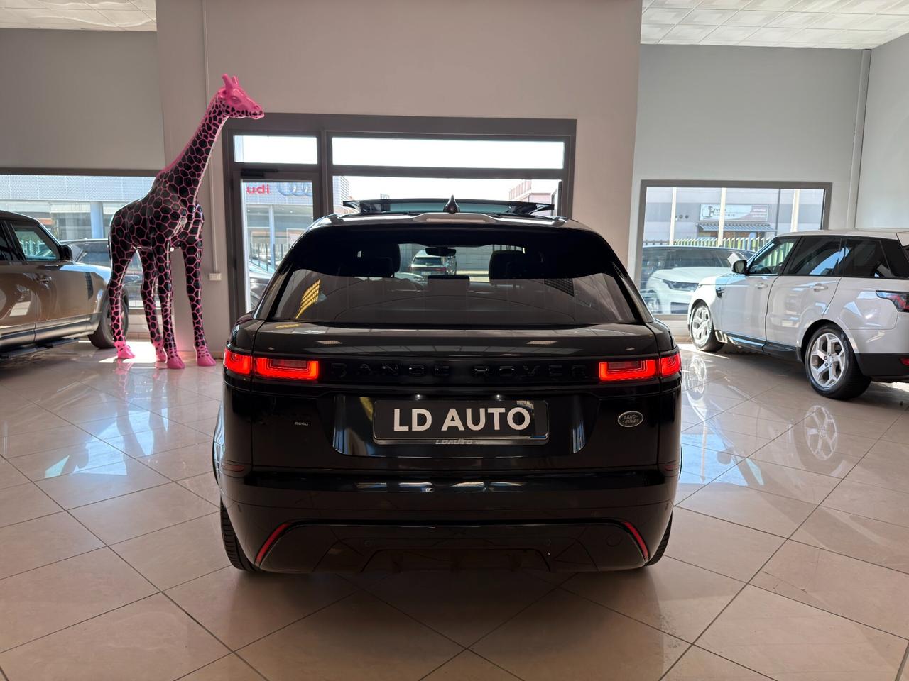 Land Rover Range Velar 2.0D I4 240 CV R-Dynamic HSE. TETTO APRIBILE