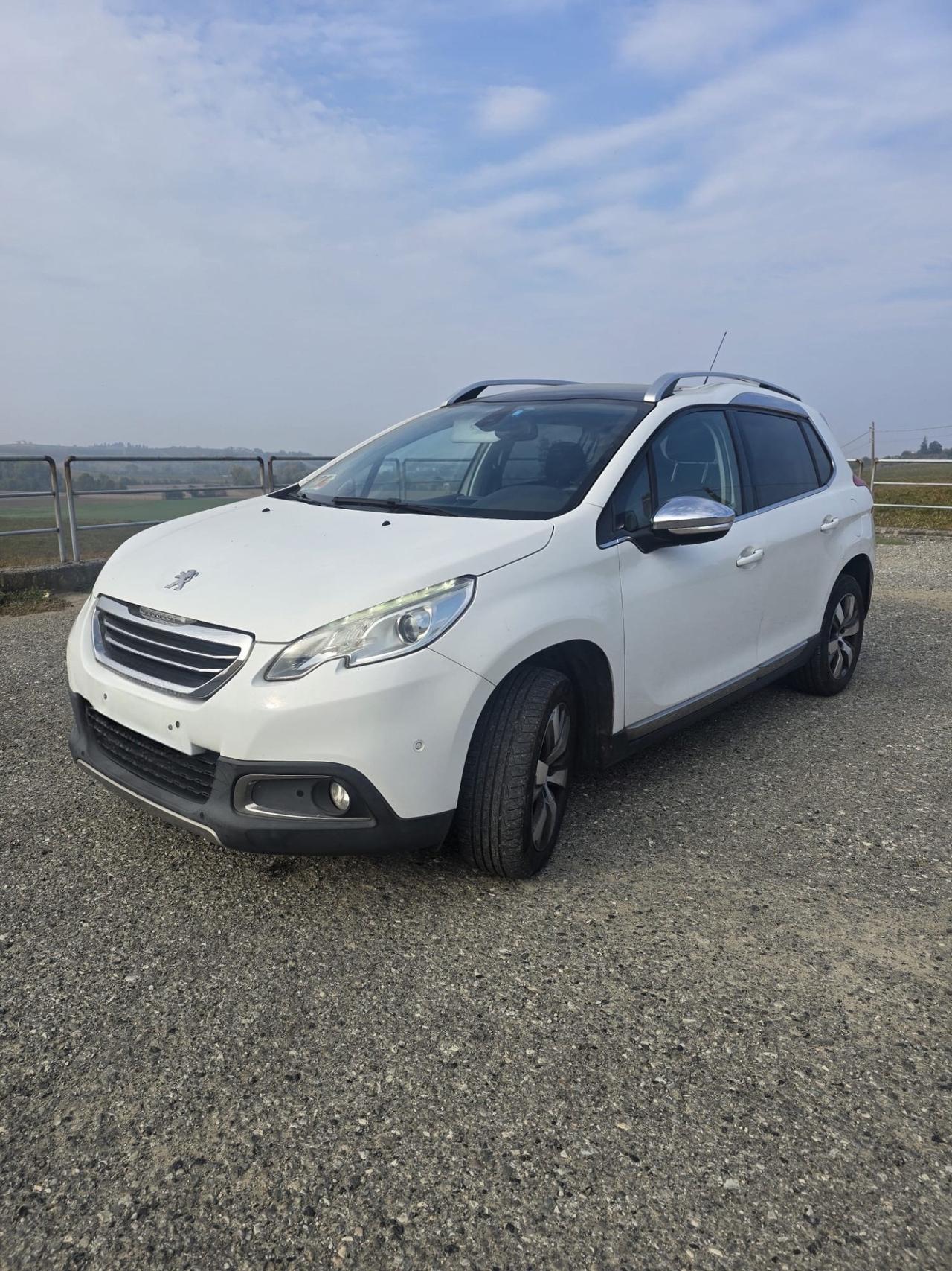 Peugeot 2008 1.6 e-HDi 92 CV Stop&Start robotizzato Allure tetto panoramico