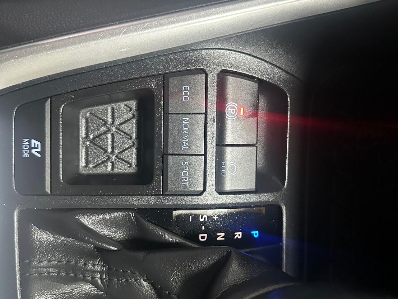 Toyota RAV 4 Active 2.5 VVT-i HEV #8917