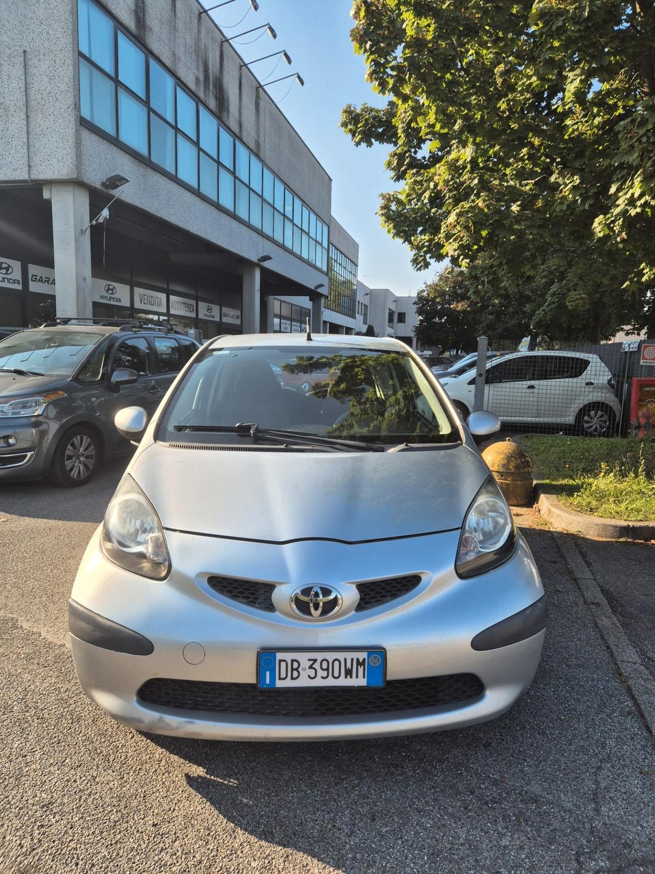 Toyota Aygo 1.0 12V VVT-i 3 porte Sol
