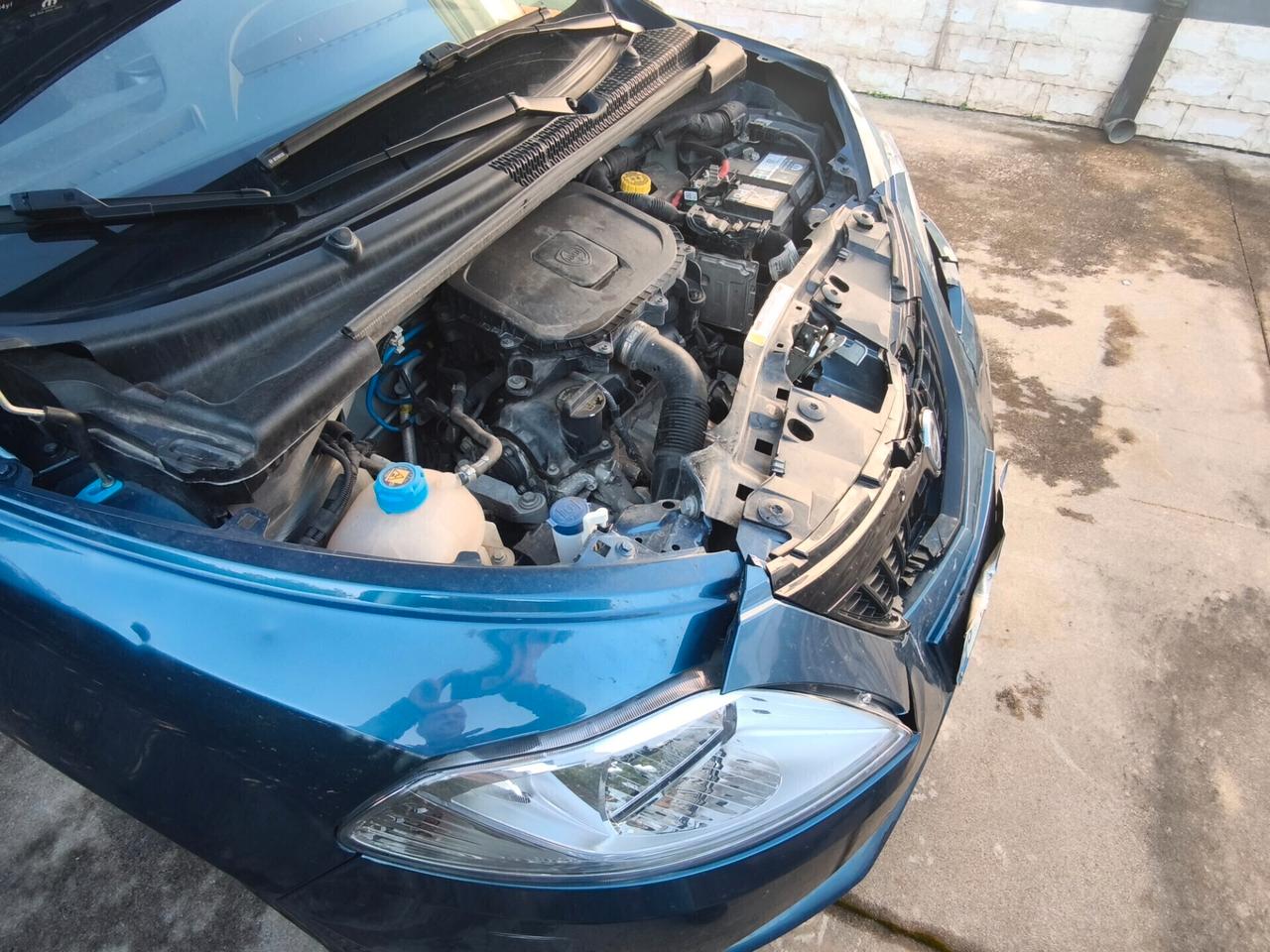 Lancia Ypsilon 1.0 Hybrid INCIDENTATA