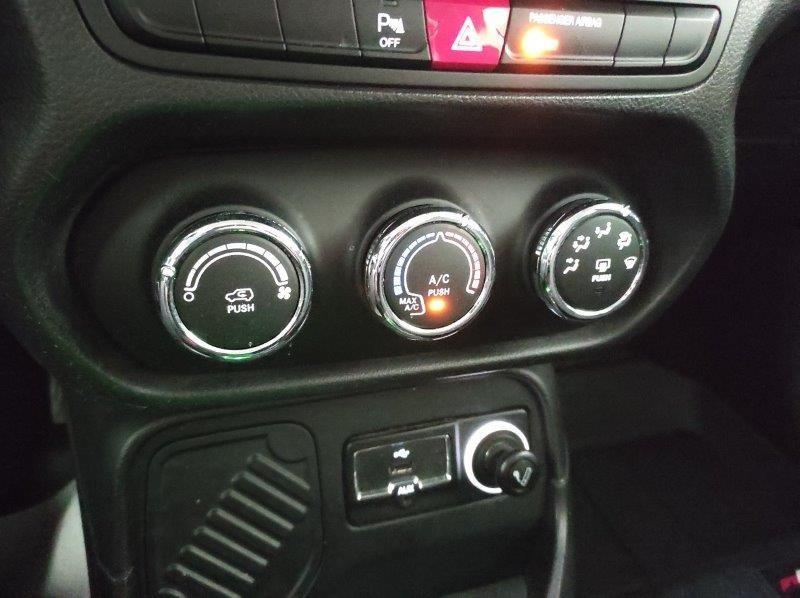 JEEP Renegade - Renegade 1.6 Mjt DDCT 120 CV Business