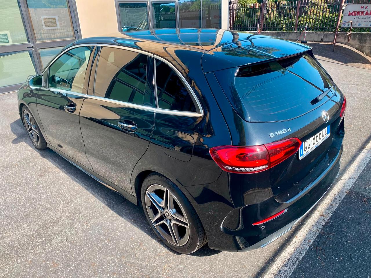 Mercedes-benz B 180 d AMG Premium TAGL. UFFICIALI